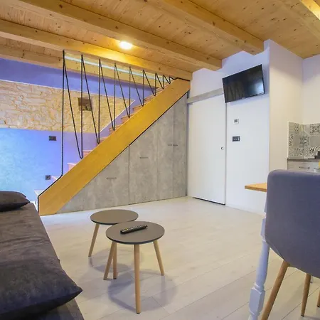 Casa Roveria *