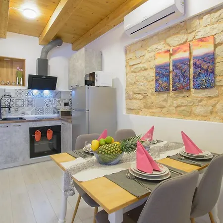 Apartment Casa Roveria